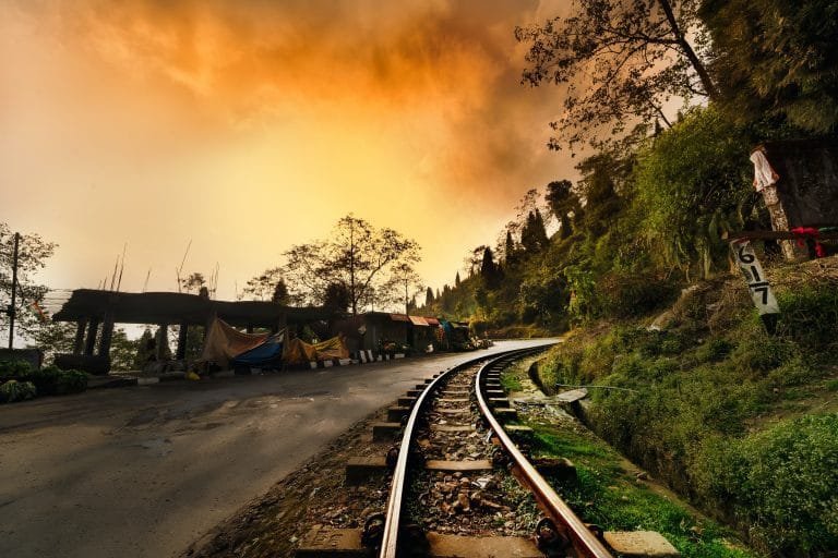 Best 5 Nights 6 Days Darjeeling Gangtok Tour Package – Amazing Himalayan Escape