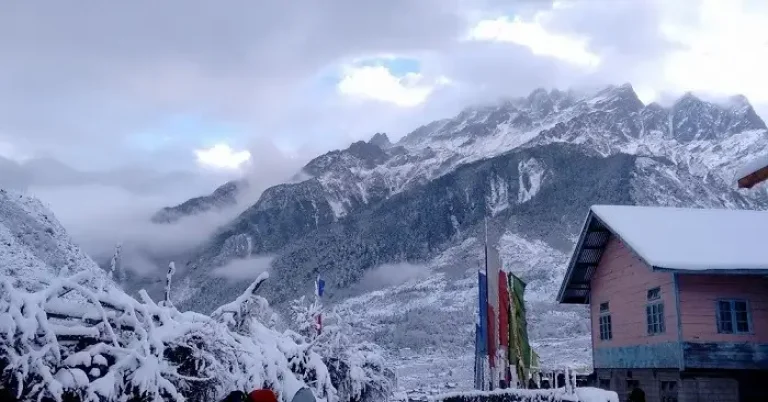 9 Nights 10 Days Sikkim and Darjeeling Tour Package | North Sikkim, Pelling & Darjeeling